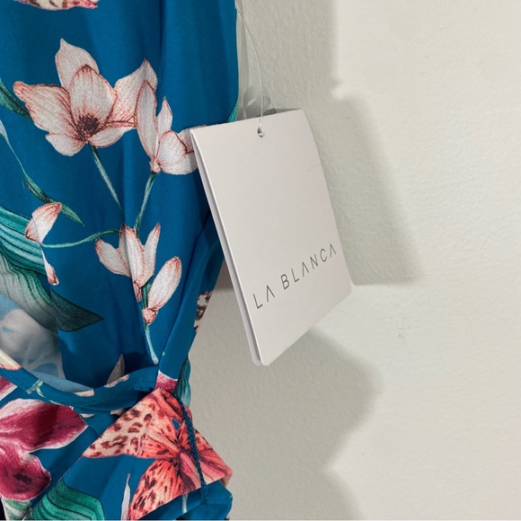 La Blanca‎ 12 NWT Orchid Floral Halter Tortoise Ring Belted Wrap Swimsuit - Picture 8 of 13